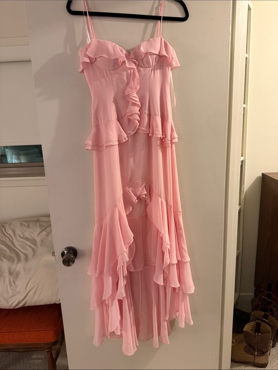 Gianni Bini Dresses & Skirts - GIANNI BINI Blush Pink Ruffle Spaghetti Strap Dress
